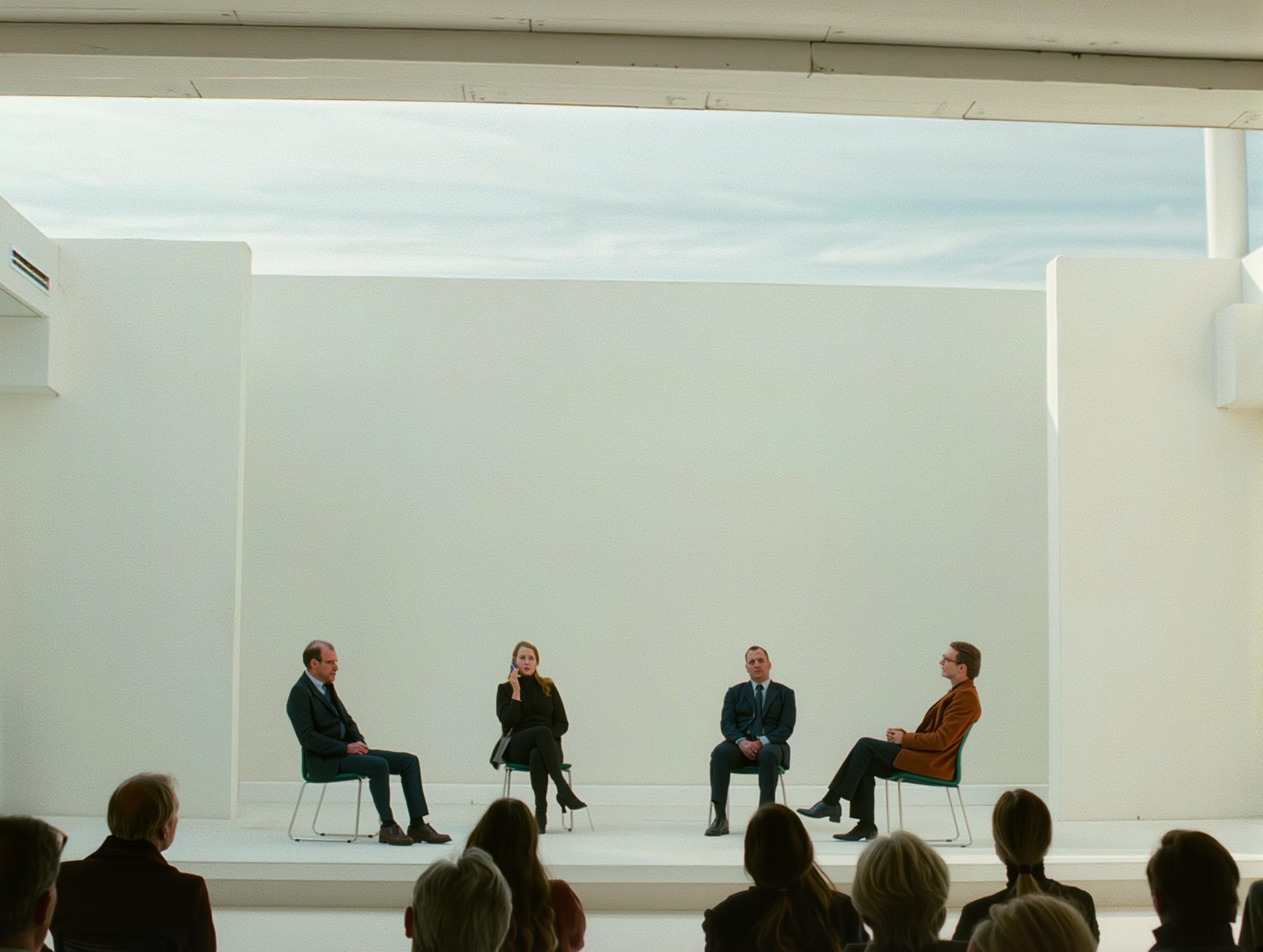 Panel discussion at a sector roundtable